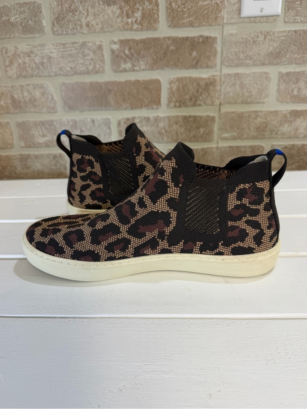Rothy’s Leopard Print Slip-On Chelsea Sneakers Women’s Size 8.5 Knit Comfort - Picture 6 of 10